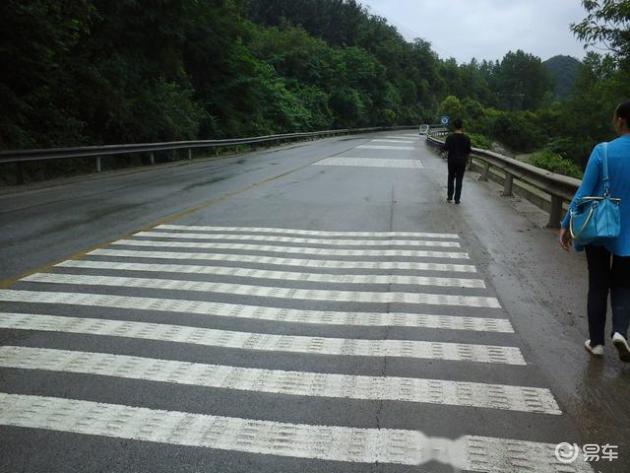 考驾照易忽视!高速交通标志标线作用及违规后果要知道