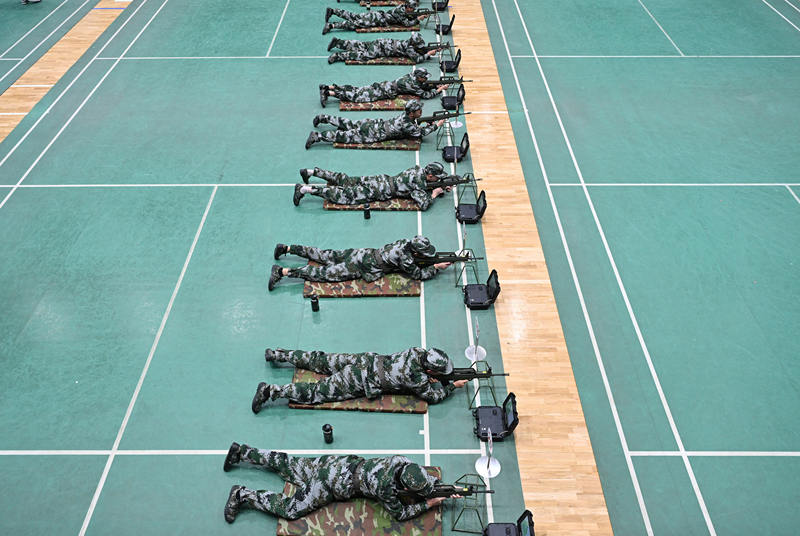 北京交通大学3600余名大一新生开启两周军训生活