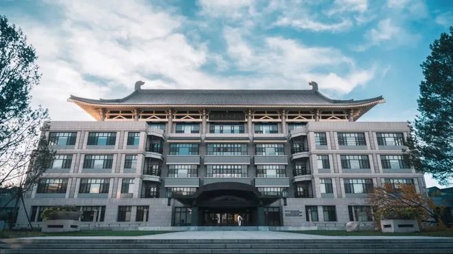 考研择校必看！盘点这些大学图书馆的高颜值独特之处