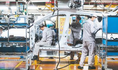新冠肺炎疫情冲击全球经济，中国复工复产带来希望