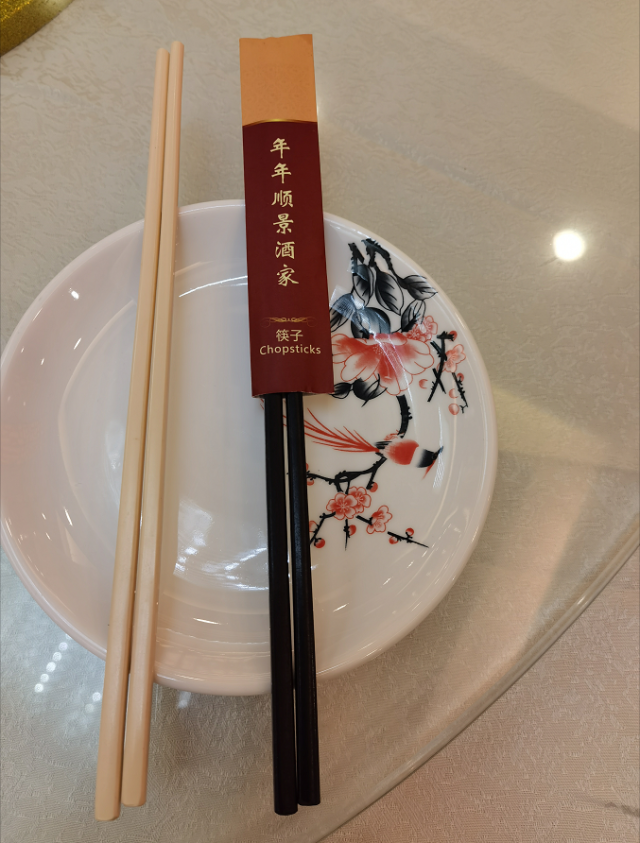 端州城区餐厅疫情防控措施严格,保障顾客用餐安全