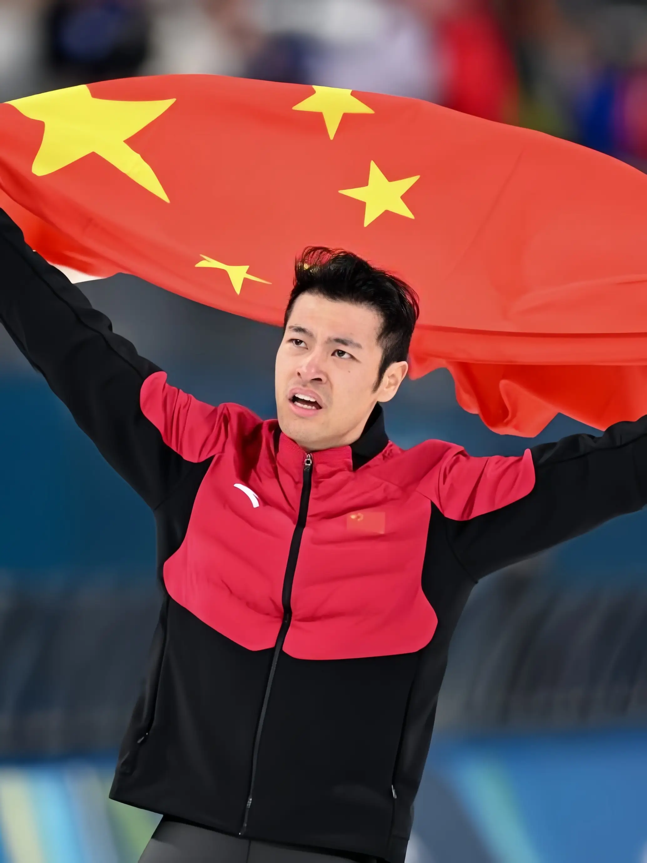 意大利冬奥会精彩时刻:苏翊鸣徐梦桃宁忠岩等健儿夺冠