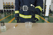 高速收费卡放无线充电板附近有危险，CPC卡ETC卡都可能出事